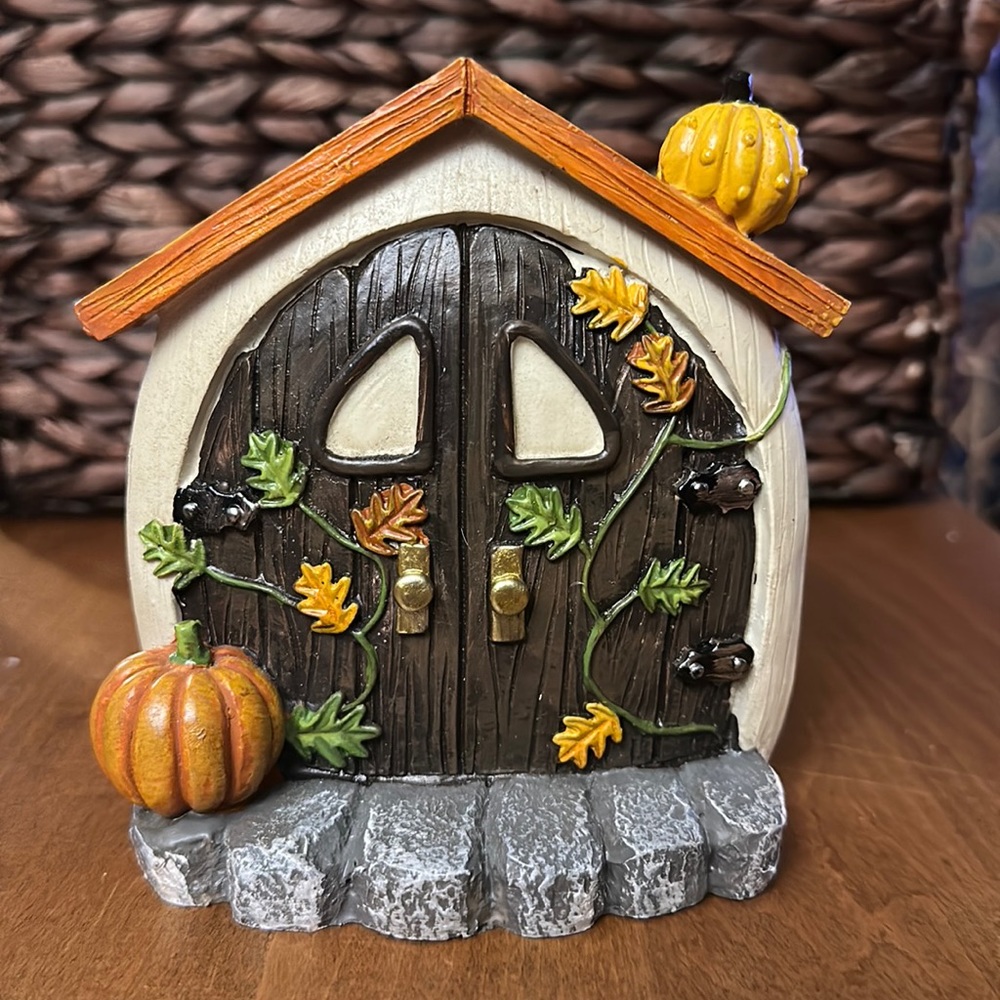 🎃 Fall pumpkin fairy garden door